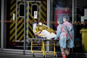 La COVID-19 a tué plus de 50 000 personnes aux États-Unis