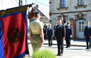 Dans l'Aisne, Macron honore de Gaulle et "l'esprit français de résistance" Dans l'Aisne, Macron honore de Gaulle et "l'esprit français de résistance"