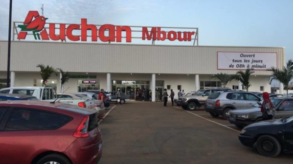 Attaqué de toutes parts, Auchan se défend, chiffres à l'appui (document en pièce jointe) Attaqué de toutes parts, Auchan se défend, chiffres à l'appui (document en pièce jointe)