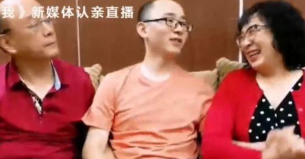 CHINE : kidnappé bébé, il retrouve ses parents après 32 ans CHINE : kidnappé bébé, il retrouve ses parents après 32 ans