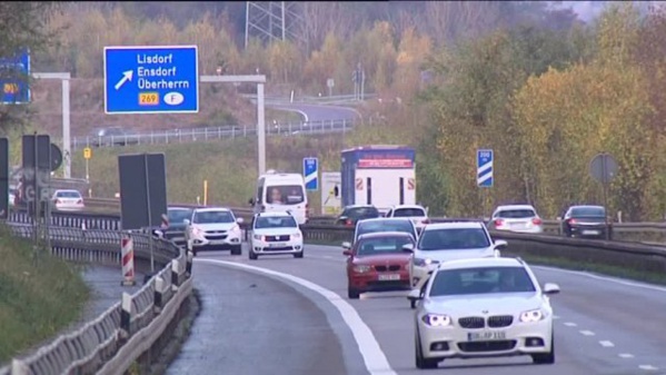 Selon Paris et Berlin, il est temps de rouvrir les frontières entre pays européens Selon Paris et Berlin, il est temps de rouvrir les frontières entre pays européens