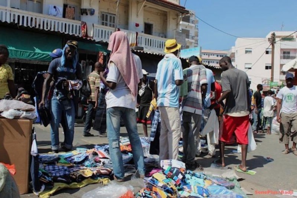 Moderniser l’informel pour créer les conditions de la relance post-Covid-19 en Afrique : le cas du Sénégal Moderniser l’informel pour créer les conditions de la relance post-Covid-19 en Afrique : le cas du Sénégal