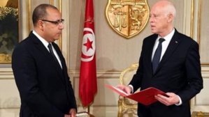 Le nouveau chef du gouvernement tunisien (g.) chez le chef de l'Etat Le nouveau chef du gouvernement tunisien (g.) chez le chef de l'Etat