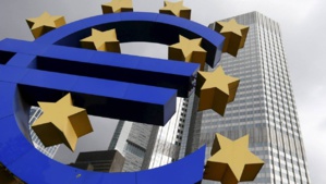 Zone euro: La contraction record de l'économie confirmée à 12,1% au T2 Zone euro: La contraction record de l'économie confirmée à 12,1% au T2