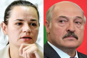 L'opposante exilée et le président en place L'opposante exilée et le président en place