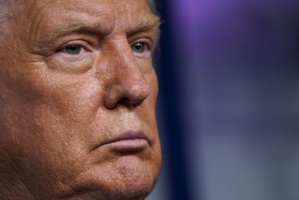 Donald Trump demande le renvoi d’une journaliste Donald Trump demande le renvoi d’une journaliste