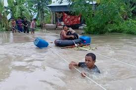 Vietnam : Sept morts et des milliers d’évacués dans des inondations