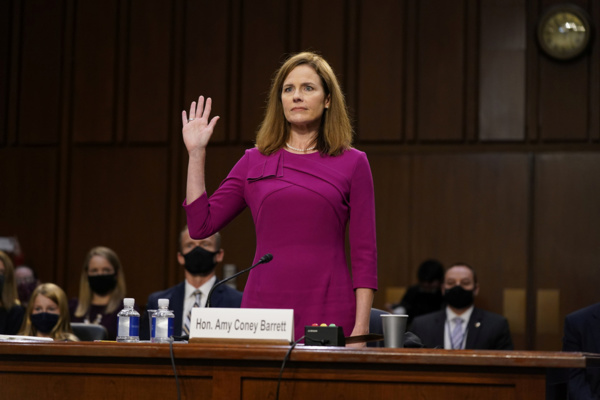 Etats-Unis : le Sénat divisé face à la juge nommée par Trump à la Cour suprême Etats-Unis : le Sénat divisé face à la juge nommée par Trump à la Cour suprême