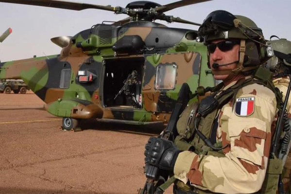 L’armée française tue plus de 50 djihadistes près de la frontière burkinabè L’armée française tue plus de 50 djihadistes près de la frontière burkinabè