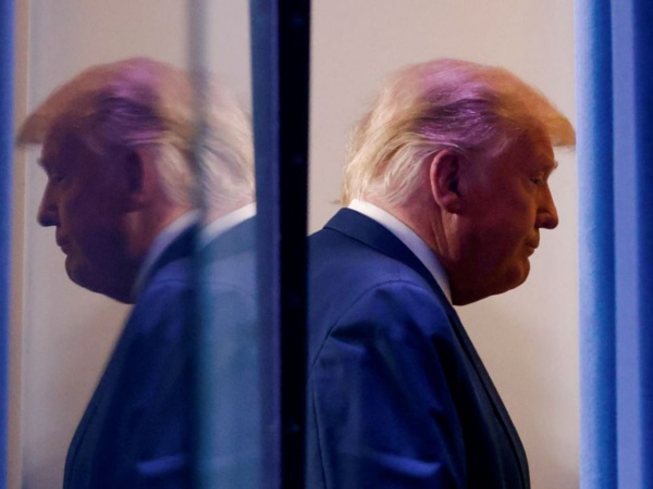 Trump dénonce un "vol" sans preuves alors que Biden approche de la victoire Trump dénonce un "vol" sans preuves alors que Biden approche de la victoire