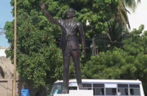 Sénégal: Cheikh Anta Diop a sa statue