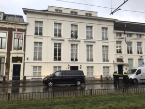 Des coups de feu tirés à l’ambassade saoudienne à La Haye