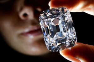 Sept voleurs de diamants de haut vol arrêtés en France