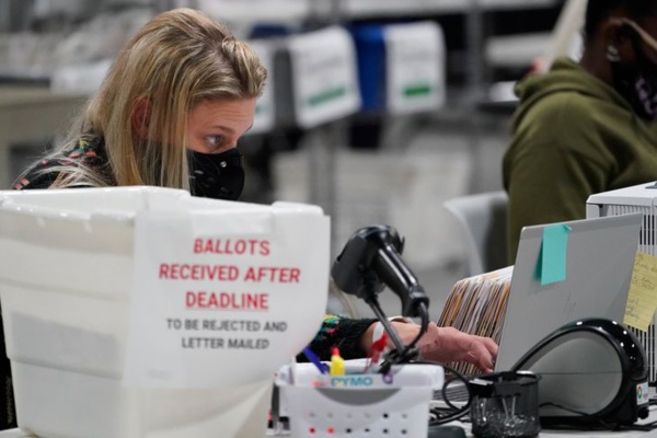Présidentielle américaine : « Aucune preuve » de bulletins perdus ou modifiés, affirment l’Agence de cybersécurité et de sécurité des infrastructures et des autorités locales