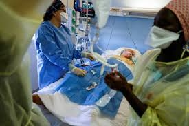 Coronavirus: Le nombre de patients en baisse pour la troisième journée en France