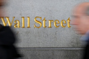 Wall Street recule face à la progression de l'épidémie de COVID-19