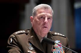 Face à la Chine, l’armée américaine doit continuer à s’améliorer, déclare le général Mark Milley