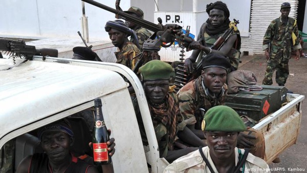 Centrafrique : des élections sur fond de guerre civile, le cas Bozizé Centrafrique : des élections sur fond de guerre civile, le cas Bozizé