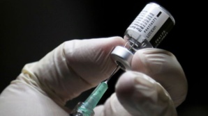 COVID-19 : La vaccination lancée en France dimanche COVID-19 : La vaccination lancée en France dimanche