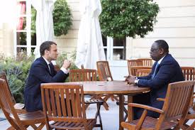 Etat d’urgence sanitaire en France : le curieux et mauvais copier-coller du régime de Macky Sall