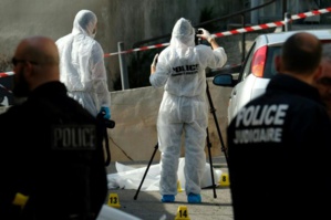 Deux corps retrouvés calcinés dans une voiture près de Marseille Deux corps retrouvés calcinés dans une voiture près de Marseille