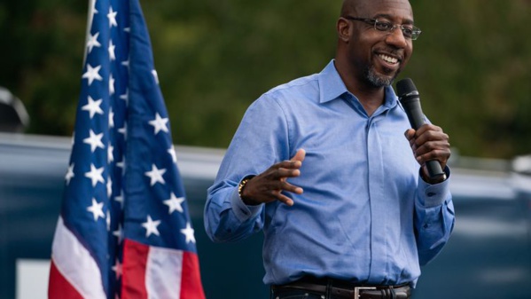 Le pasteur Warnock, nouveau sénateur démocrate en Géorgie Le pasteur Warnock, nouveau sénateur démocrate en Géorgie