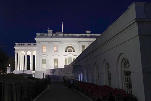 Etats-Unis: Discussions avec l’armée pour enlever à Trump les codes nucléaires Etats-Unis: Discussions avec l’armée pour enlever à Trump les codes nucléaires