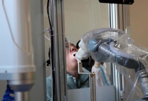 Chine : Un robot utilisé pour réaliser des tests Covid Chine : Un robot utilisé pour réaliser des tests Covid