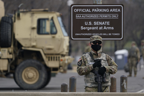Cérémonie d’investiture de Joe Biden : Un homme lourdement armé intercepté près du Capitole Cérémonie d’investiture de Joe Biden : Un homme lourdement armé intercepté près du Capitole