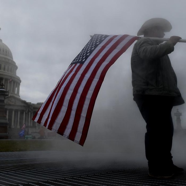 Etats-Unis: Alerte face au risque de violences extrémistes Etats-Unis: Alerte face au risque de violences extrémistes