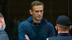 Russie: Deux ans et huit mois de prison pour l’opposant Navalny