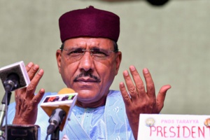 NIGER : le nouveau président fait face depuis trois jours à des attaques intensives de la part des djihadistes NIGER : le nouveau président fait face depuis trois jours à des attaques intensives de la part des djihadistes