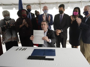 Le gouverneur démocrate de Virginie Ralph Northam