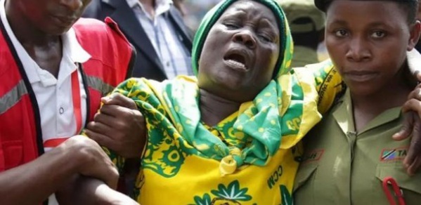 Tanzanie : Une bousculade lors d’un hommage au président Magufuli a fait 45 morts Tanzanie : Une bousculade lors d’un hommage au président Magufuli a fait 45 morts