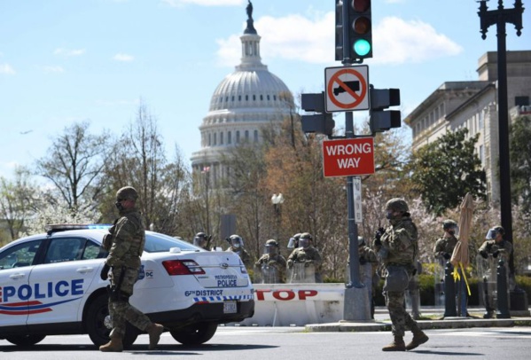 Washington : Un policier tué par une voiture près du Capitole, Biden « dévasté »