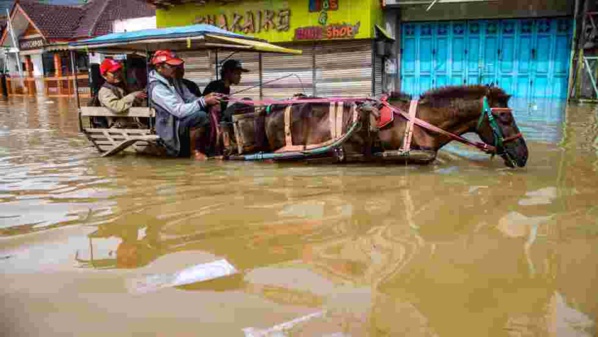 Inondations : Au moins 120 morts en Indonésie et au Timor-Oriental