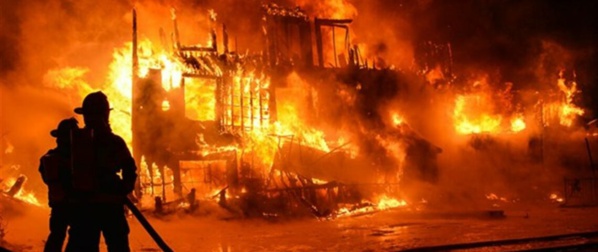 Niger : Une vingtaine d’écoliers tués dans un incendie à Niamey Niger : Une vingtaine d’écoliers tués dans un incendie à Niamey