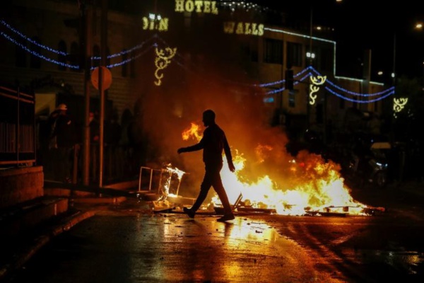 Une nuit de feu à Jérusalem : plus de 120 blessés lors d'affrontements intercommunautaires