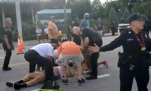 ETATS-UNIS: une camionnette percute une gay pride en Floride, un mort ETATS-UNIS: une camionnette percute une gay pride en Floride, un mort