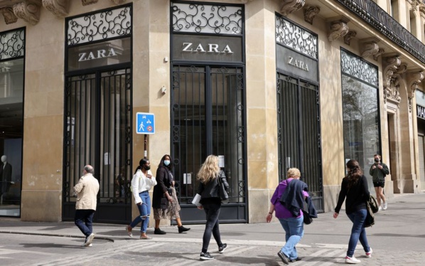 Travail forcé des Ouïghours: enquête en France contre quatre géants de l’habillement pour « recel de crime contre l’humanité »