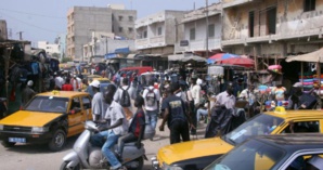 Une vue du marché de Colobane dans le quartier de même nom. Une vue du marché de Colobane dans le quartier de même nom.