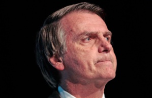 Bolsonaro sous enquête pour dissémination de fausses informations