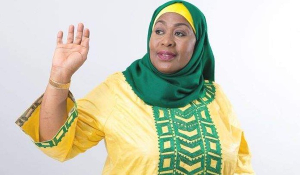 La président tanzanienne Samia Suluhu Hassan La président tanzanienne Samia Suluhu Hassan