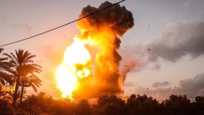 Raids israéliens sur Gaza après des lancers de ballons incendiaires
