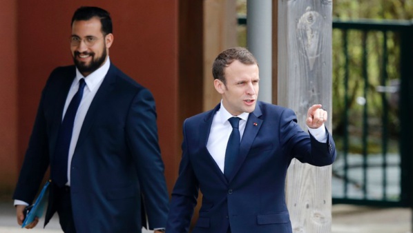 Trois ans après le scandale : Alexandre Benalla, ex-bras droit d’Emmanuel Macron, est jugé à Paris Trois ans après le scandale : Alexandre Benalla, ex-bras droit d’Emmanuel Macron, est jugé à Paris