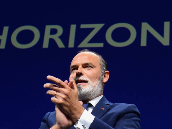 Édouard Philippe lance son parti pour «voir loin» Édouard Philippe lance son parti pour «voir loin»