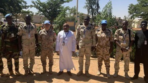 L’inspecteur général de l’Armée sénégalaise en visite à Gao (APO) L’inspecteur général de l’Armée sénégalaise en visite à Gao (APO)