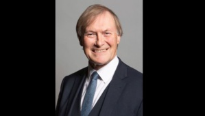 Le député David Amess poignardé à mort Le député David Amess poignardé à mort