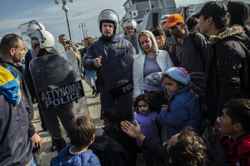 Grèce : Des migrants laissés sans nourriture, accusent des ONG humanitaires