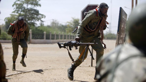 Centrafrique: le cessez-le-feu déjà violé par les loyalistes, accusent les rebelles Centrafrique: le cessez-le-feu déjà violé par les loyalistes, accusent les rebelles